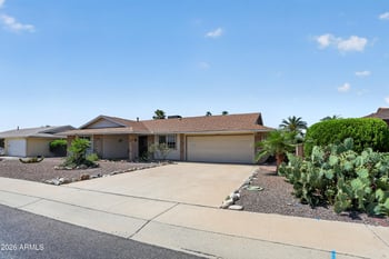 10613 Meade Dr, Sun City, AZ 85351