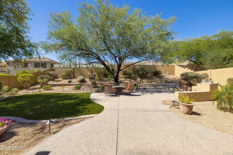 10614 E Meadowhill Dr, Scottsdale, AZ 85255