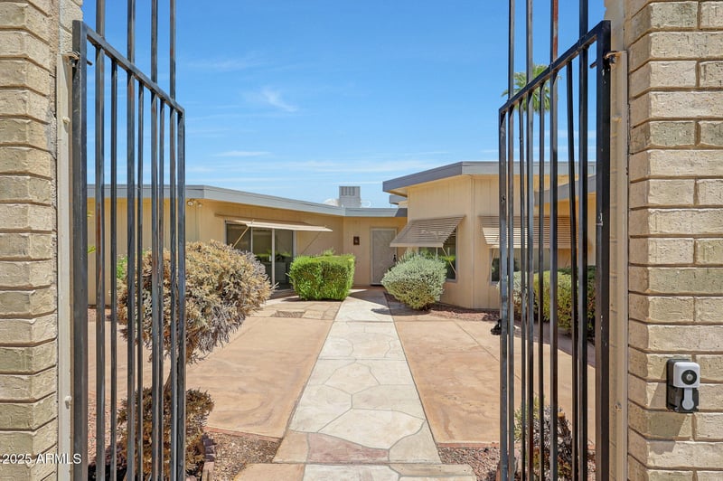 10614 Emerald Point, Sun City, AZ 85351