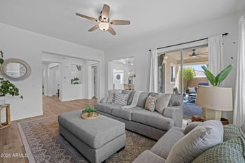 10614 Lincoln Ave, Mesa, AZ 85212