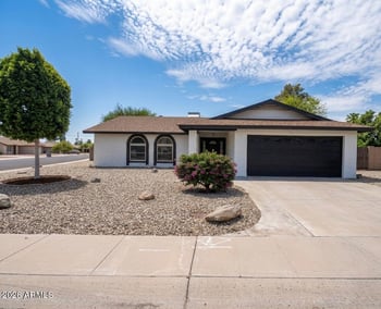 10614 N 65th Ave, Glendale, AZ 85304