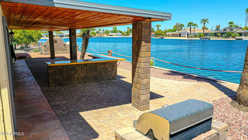 10614 W Emerald Point, Sun City, AZ 85351