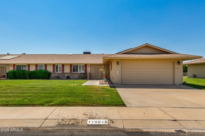 10615 Roundelay Cir, Sun City, AZ 85351