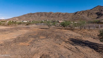 10615 S 33rd Dr #-, Laveen, AZ 85339