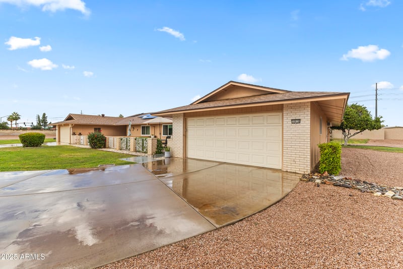 10616 Campana Dr, Sun City, AZ 85351