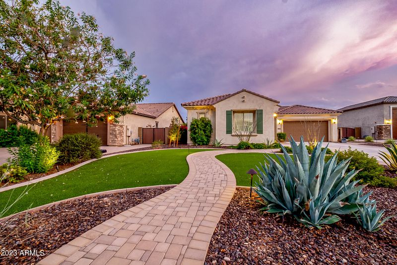 10617 E El Paso Cir, Mesa, AZ 85207