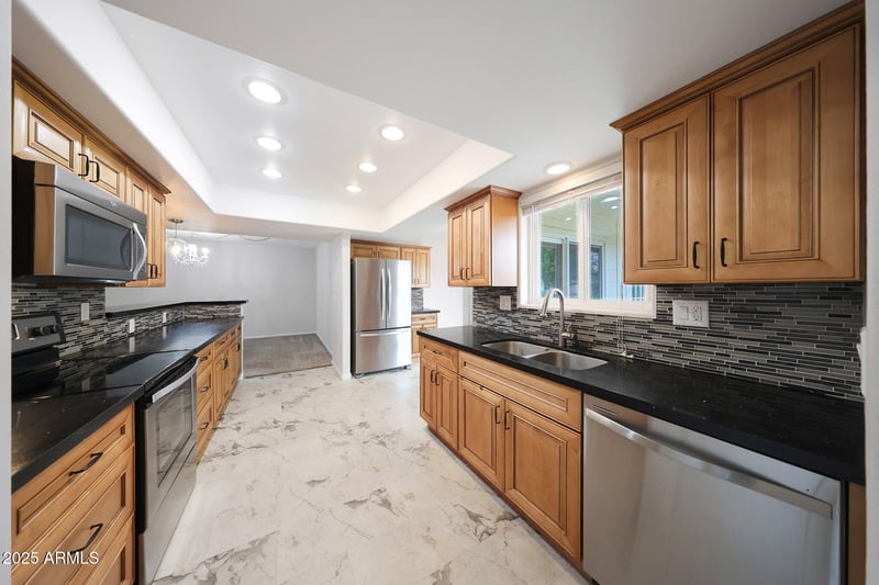 10617 El Capitan Cir, Sun City, AZ 85351