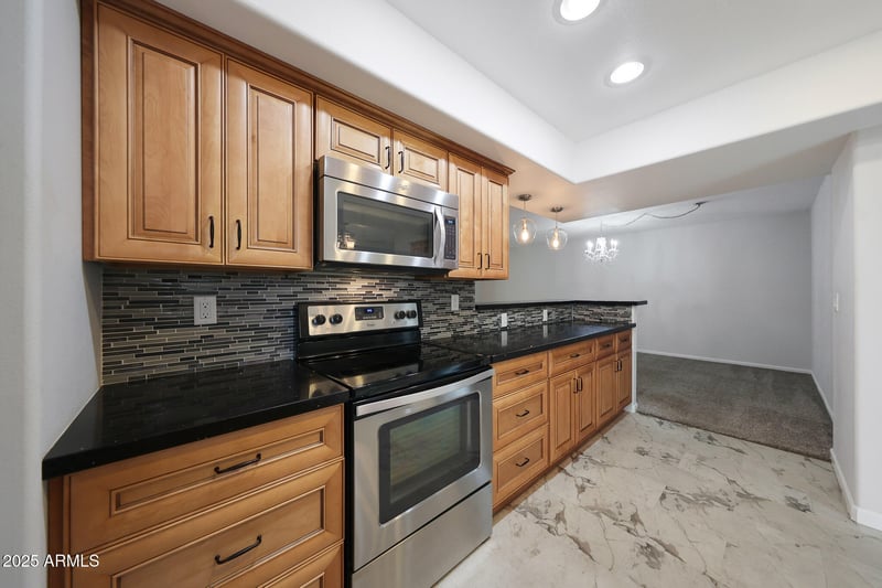 10617 El Capitan Cir, Sun City, AZ 85351