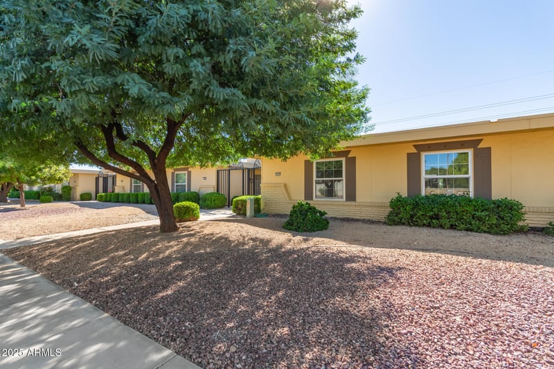 10617 Granada Dr, Sun City, AZ 85373