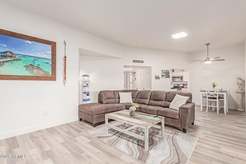10617 Granada Dr, Sun City, AZ 85373
