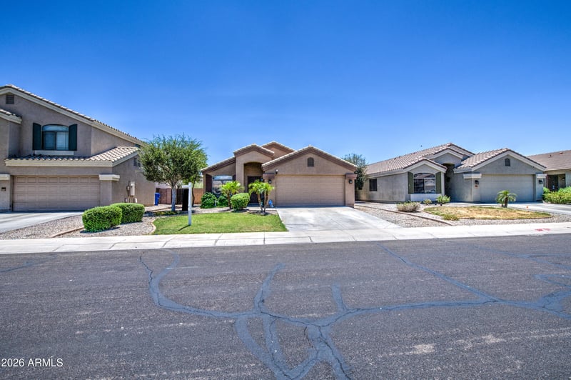 10617 Pima St, Tolleson, AZ 85353