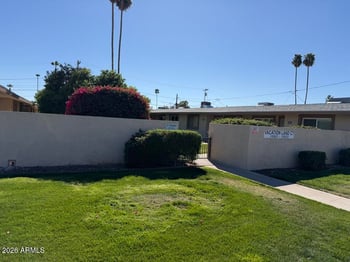 10619 Coggins Dr, Sun City, AZ 85351