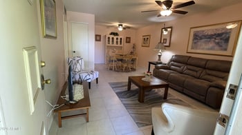 10619 Coggins Dr, Sun City, AZ 85351