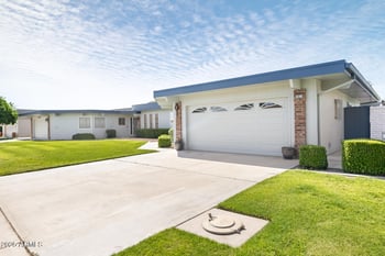 10619 Loma Blanca Dr, Sun City, AZ 85351