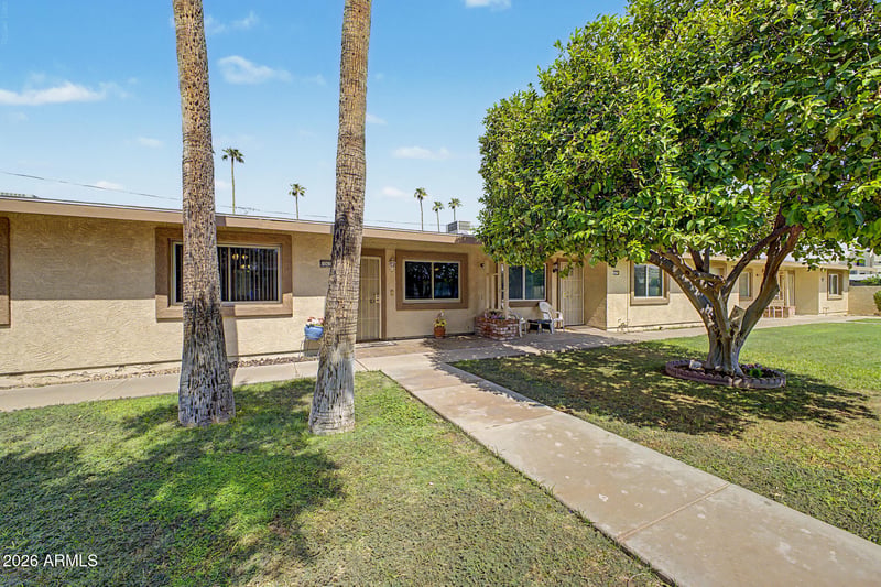 10619 W Coggins Dr, Sun City, AZ 85351