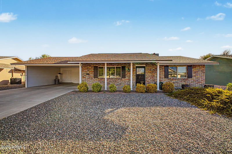 10619 W Salem Dr, Sun City, AZ 85351