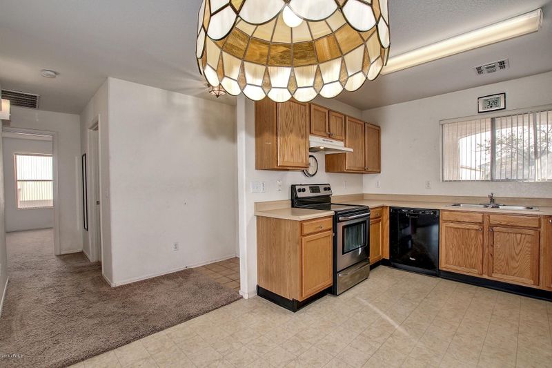 1062 E Silktassel Trl, San Tan Valley, AZ 85143