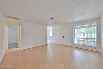 10620 Northern Ave #5, Glendale, AZ 85307