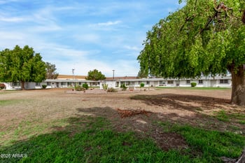 10620 Oakmont Dr, Sun City, AZ 85351