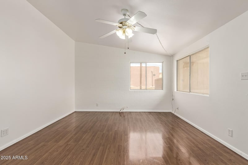 10620 Oakmont Dr, Sun City, AZ 85351
