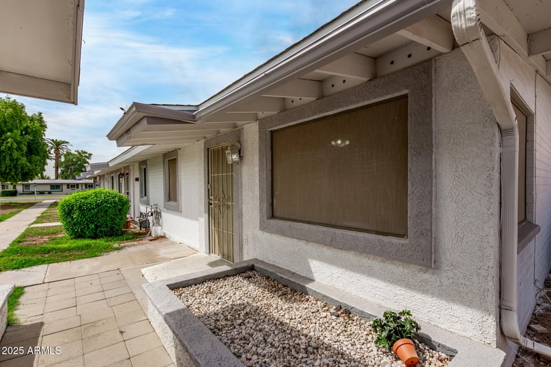10620 Oakmont Dr, Sun City, AZ 85351