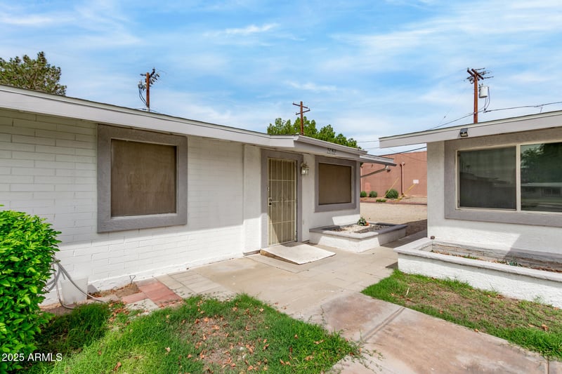 10620 Oakmont Dr, Sun City, AZ 85351
