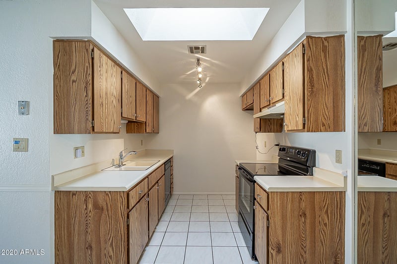 10620 W Northern Ave #14, Glendale, AZ 85307