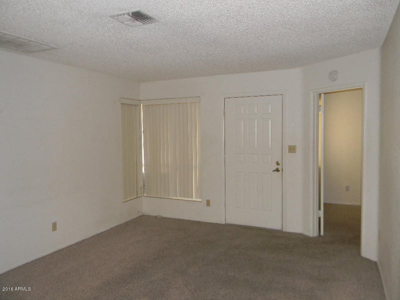 10620 W Northern Ave #2, Glendale, AZ 85307