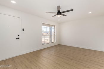 10621 Lawrence Ln, Peoria, AZ 85345