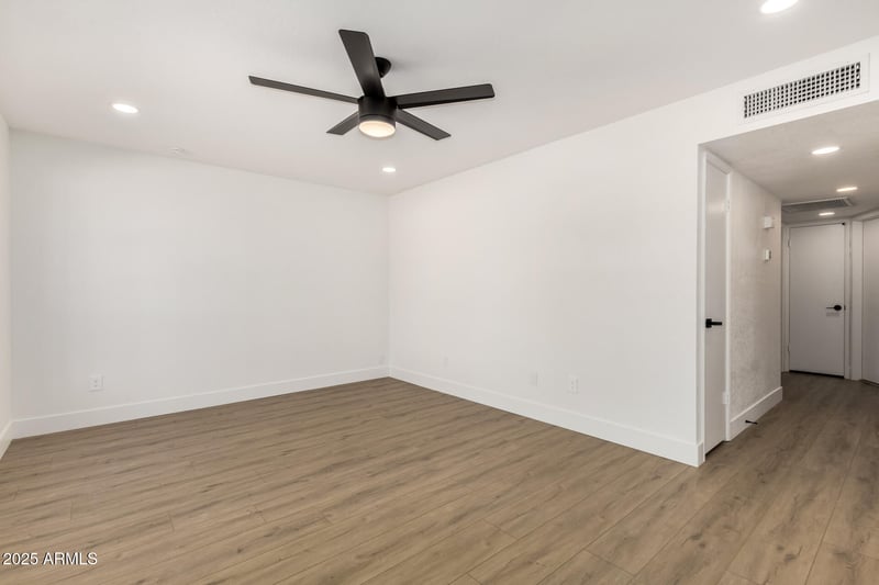 10621 Lawrence Ln, Peoria, AZ 85345