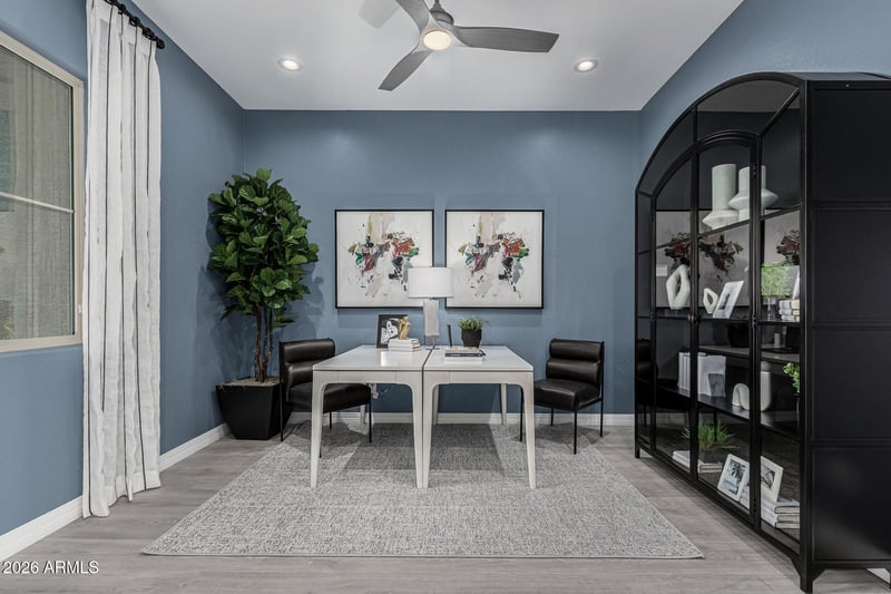 10622 S 48th Glen, Laveen, AZ 85339