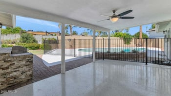10624 25th St, Phoenix, AZ 85028
