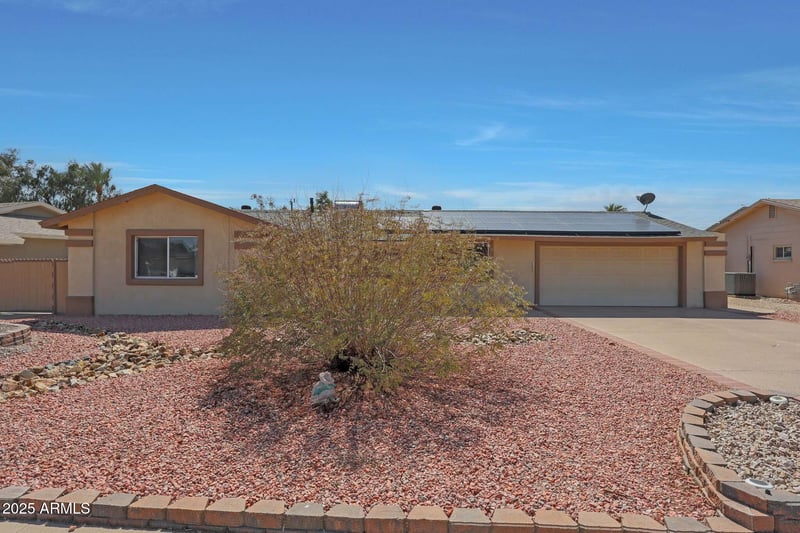 10625 Crosby Dr, Sun City, AZ 85351