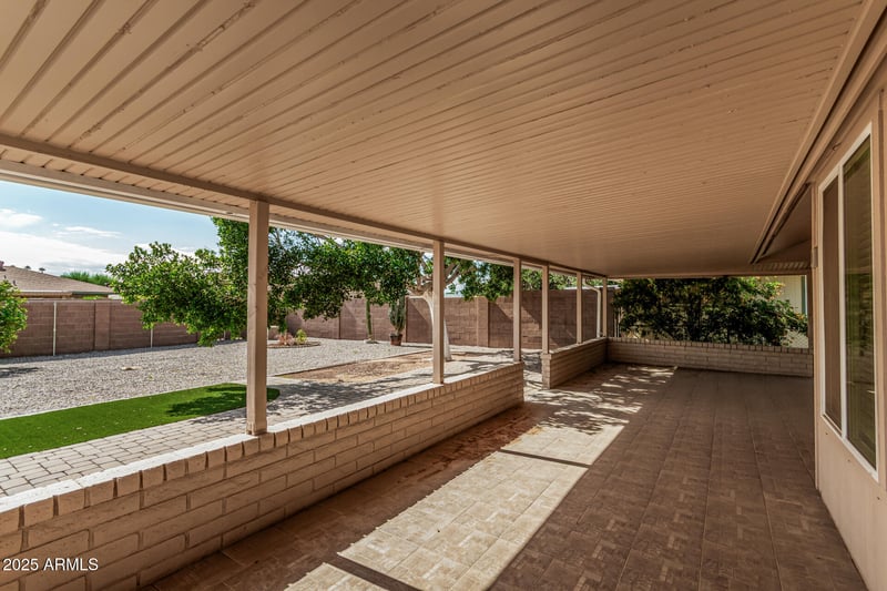 10625 Ridgeview Rd, Sun City, AZ 85351