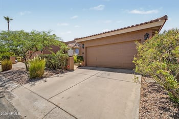 10626 N 8th St, Phoenix, AZ 85020