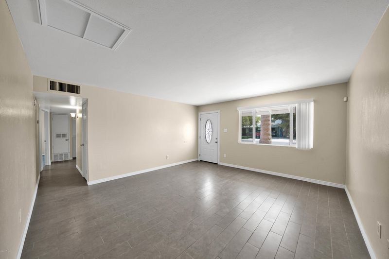 10628 N 73rd Dr, Peoria, AZ 85345