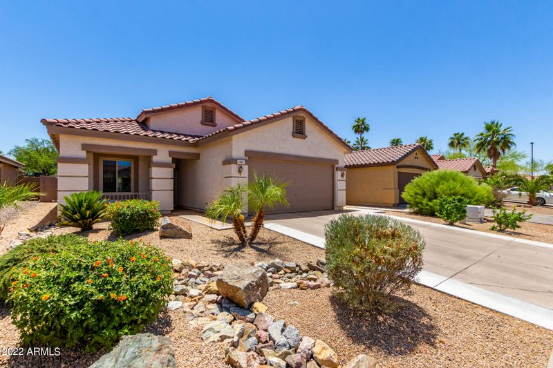 1063 E Arabian Dr, Gilbert, AZ 85296