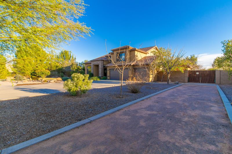 1063 E Shannon Ct, Gilbert, AZ 85295