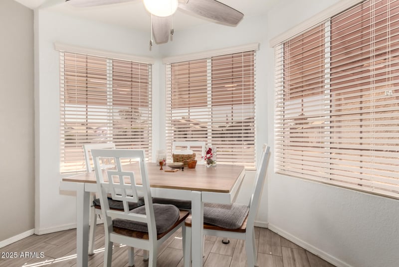 10630 Mohawk Ln, Peoria, AZ 85382