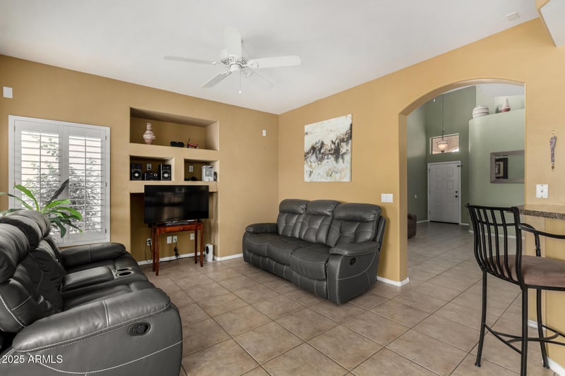 10632 Coronado Rd, Avondale, AZ 85392