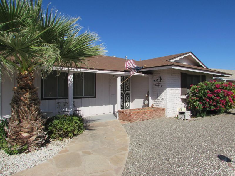 10632 W Hope Dr, Sun City, AZ 85351