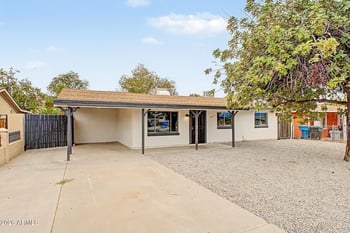 10633 17th Ave, Phoenix, AZ 85029