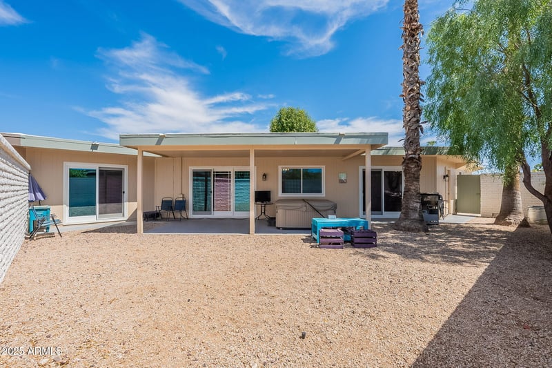 10634 Hutton Dr, Sun City, AZ 85351