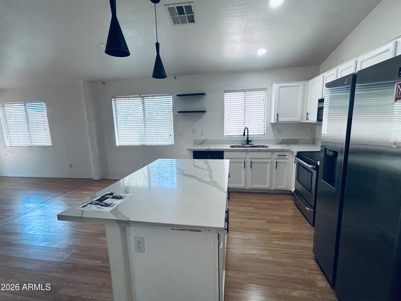 10634 Pomo St, Tolleson, AZ 85353