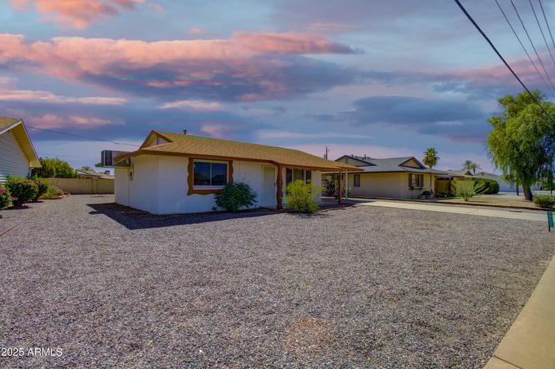 10635 103rd Ave, Sun City, AZ 85351