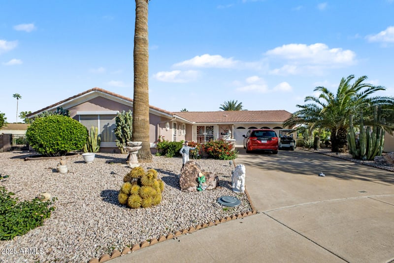 10636 Bayside Rd, Sun City, AZ 85351