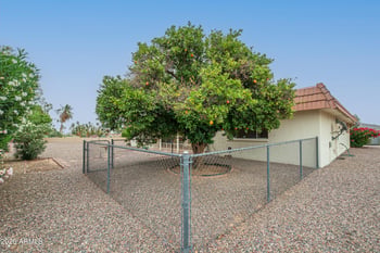 10636 Mission Ln, Sun City, AZ 85351