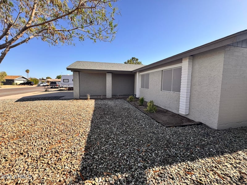 10637 65th Ave, Glendale, AZ 85304