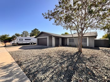 10637 65th Ave, Glendale, AZ 85304