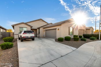 10637 Crown King Rd, Tolleson, AZ 85353
